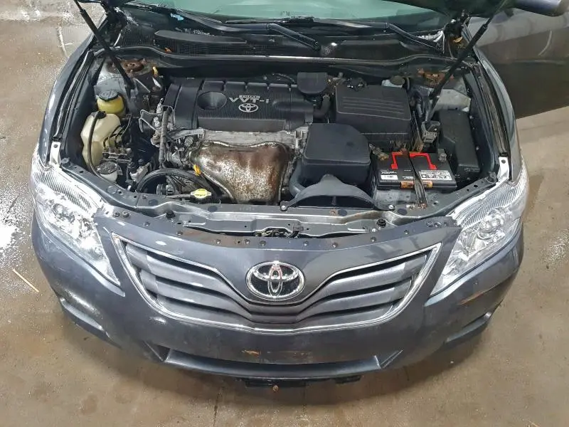 2010 TOYOTA CAMRY BASE  