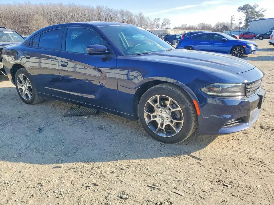 2015 DODGE CHARGER SXT  