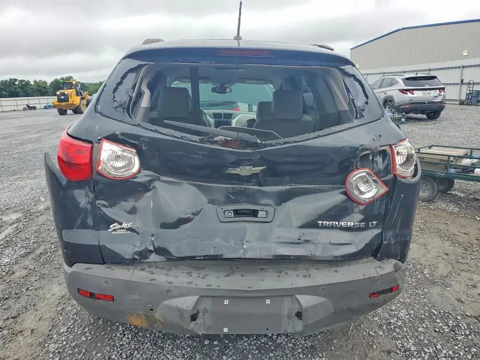 2012 CHEVROLET TRAVERSE LT  