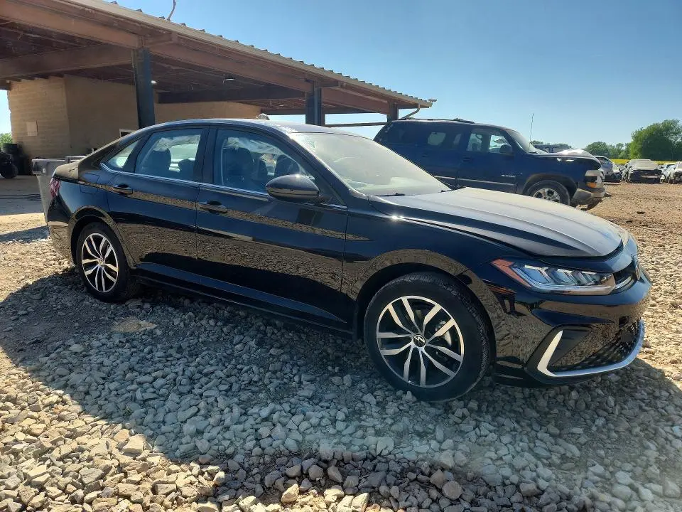 2025 VOLKSWAGEN JETTA SE  