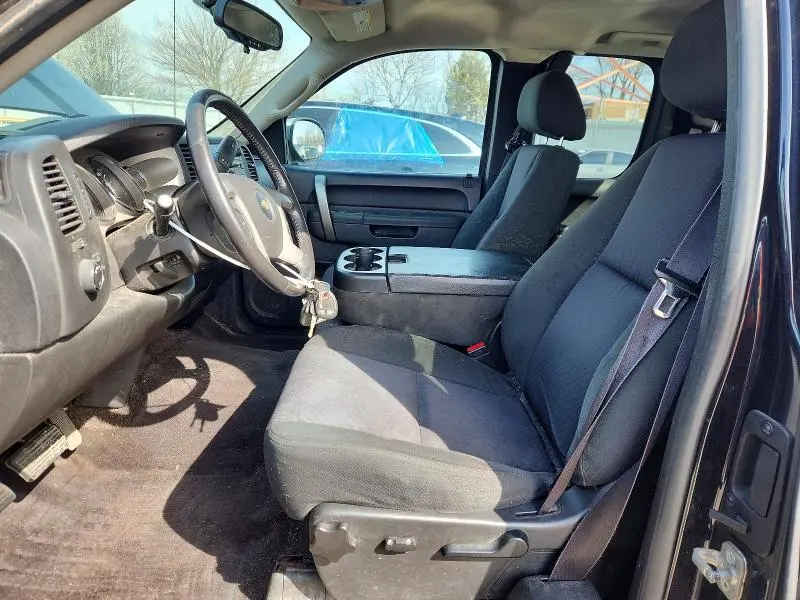 2013 CHEVROLET SILVERADO C1500 LT  