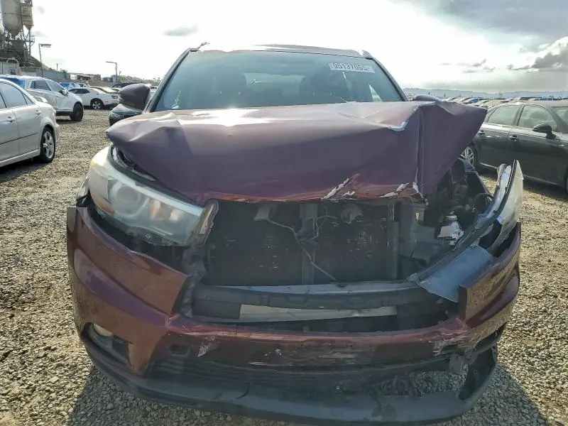 2016 TOYOTA HIGHLANDER XLE  