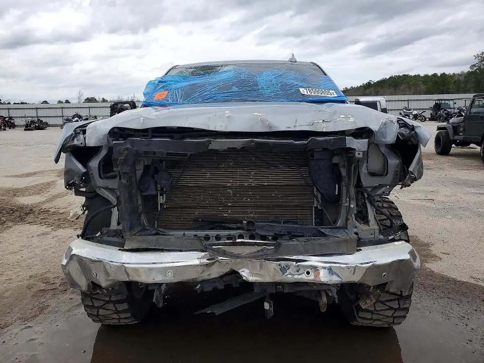 2023 GMC SIERRA K1500 SLT  