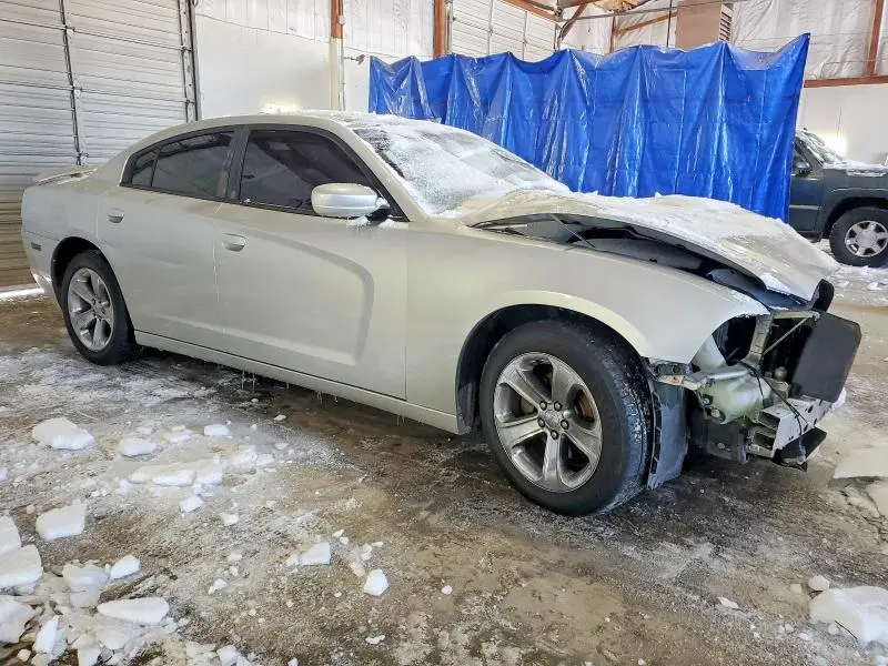 2012 DODGE CHARGER SE  