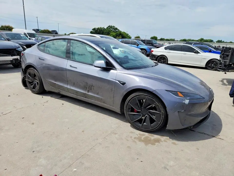 2024 TESLA MODEL 3   