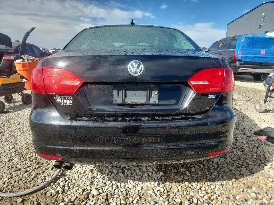 2014 VOLKSWAGEN JETTA SE  