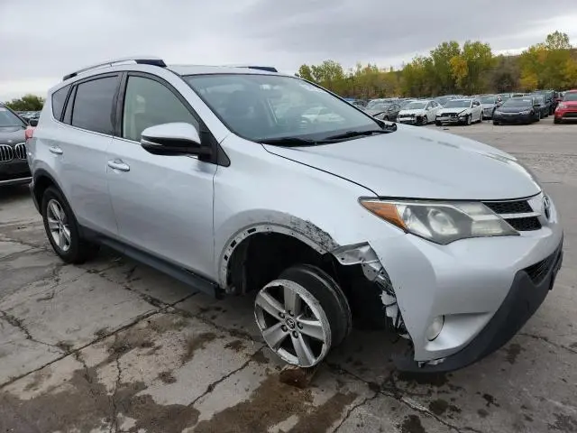 2015 TOYOTA RAV4 XLE