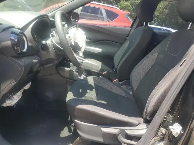 2019 NISSAN KICKS S  