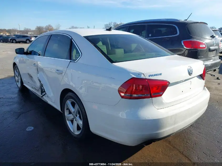 2015 VOLKSWAGEN PASSAT 1.8T SE