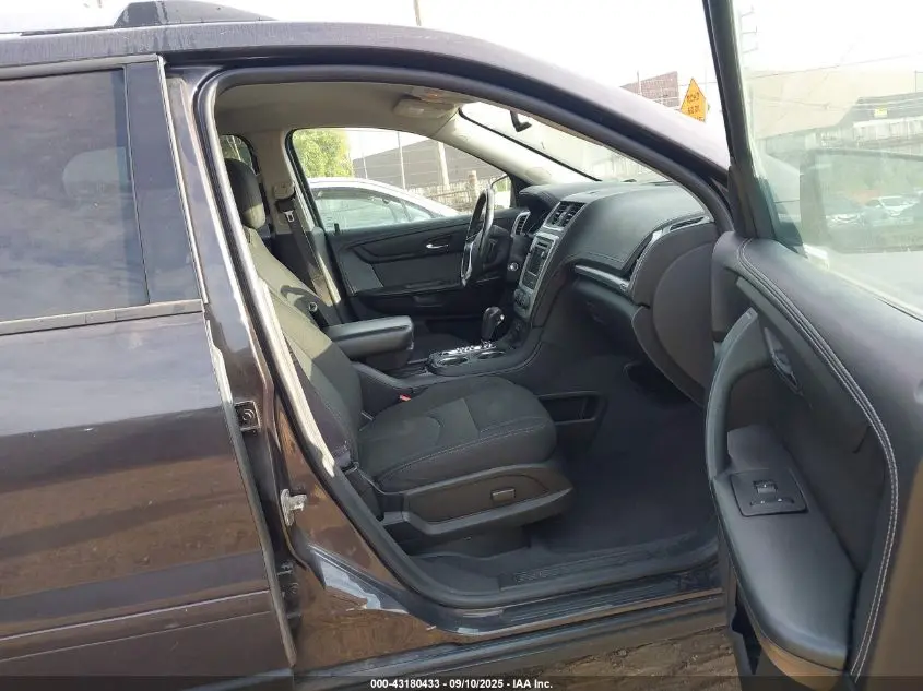 2013 GMC ACADIA SLE-2