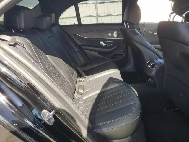 2018 MERCEDES-BENZ E 300  