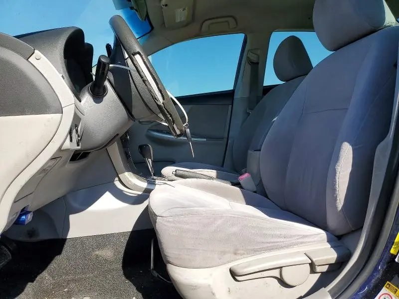 2011 TOYOTA COROLLA BASE  