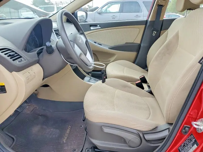 2014 HYUNDAI ACCENT GLS  