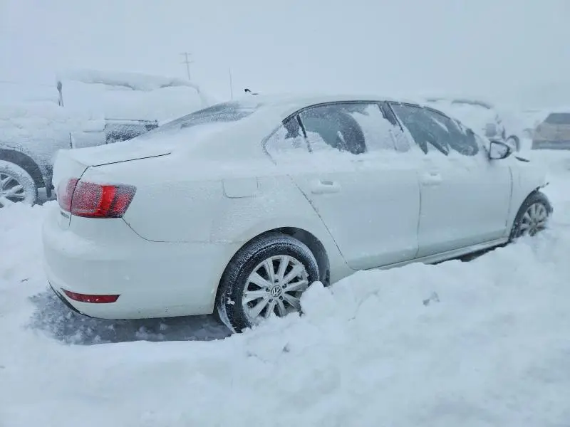 2013 VOLKSWAGEN JETTA HYBRID  