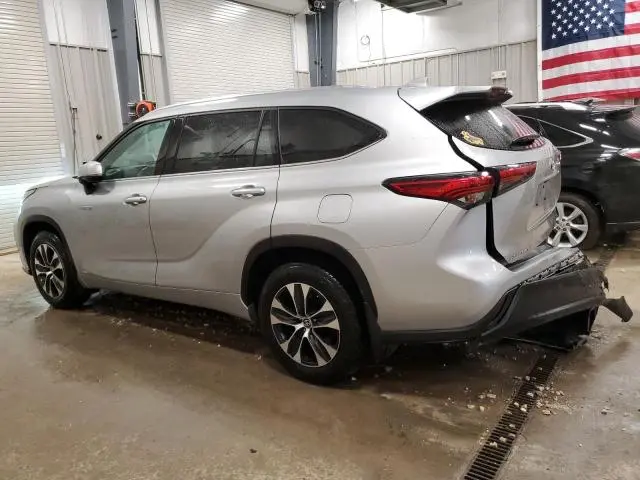 2021 TOYOTA HIGHLANDER HYBRID XLE  