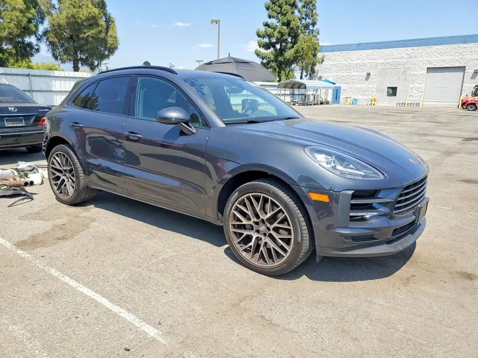 2021 PORSCHE MACAN S  