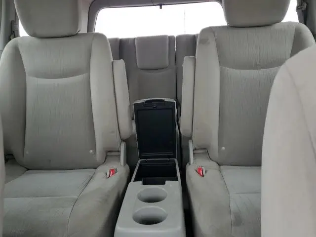 2017 NISSAN QUEST S