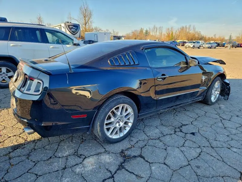 2013 FORD MUSTANG   