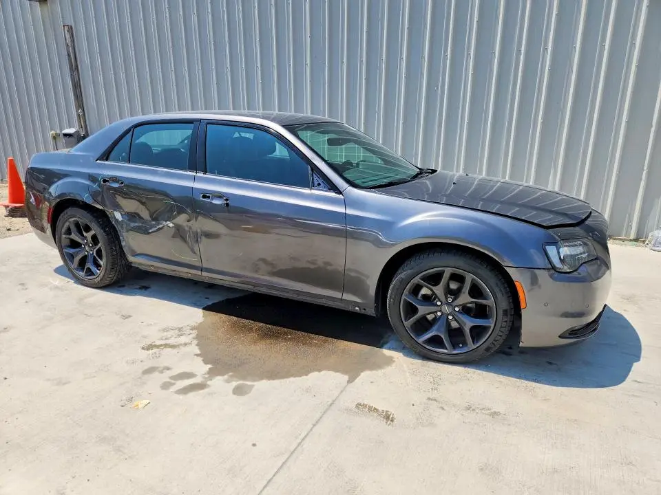 2023 CHRYSLER 300 S  