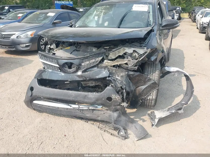 2015 TOYOTA RAV4 XLE