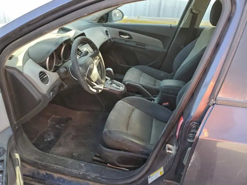 2013 CHEVROLET CRUZE LS  