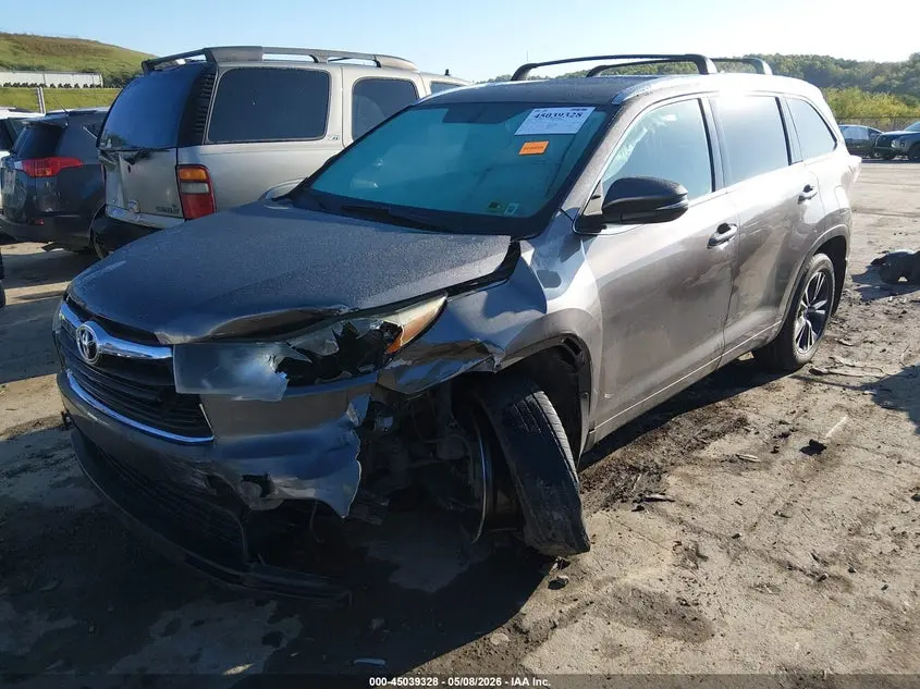 2016 TOYOTA HIGHLANDER XLE V6