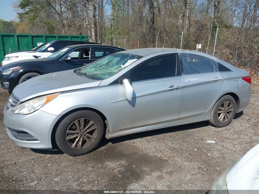 2014 HYUNDAI SONATA GLS