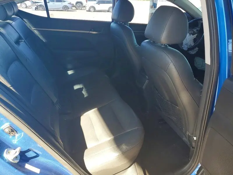 2017 HYUNDAI ELANTRA LIMITED  