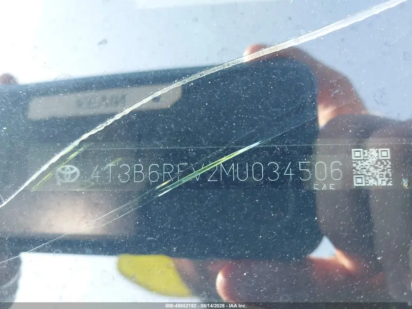 2021 TOYOTA RAV4 HYBRID XLE PREMIUM