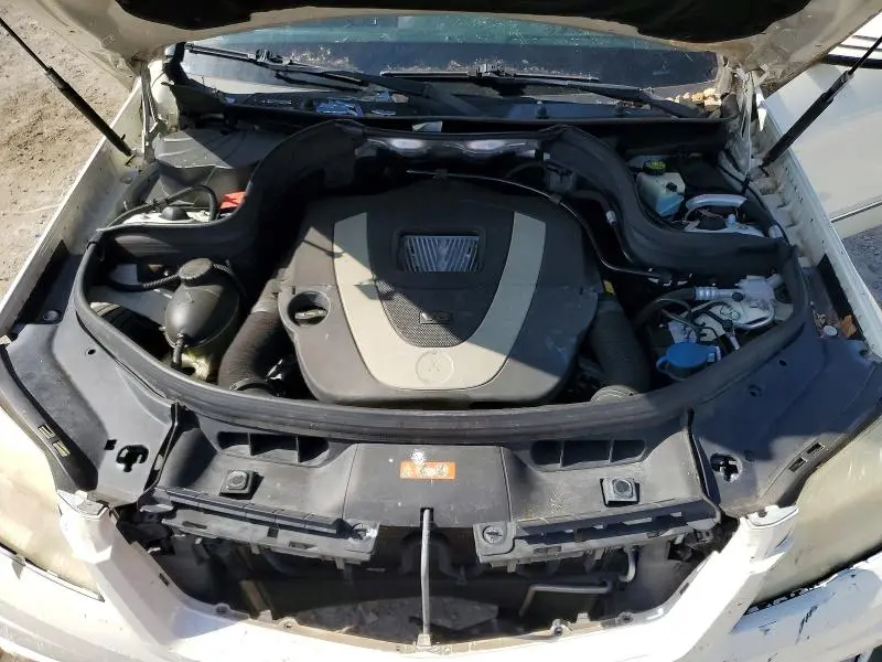 2011 MERCEDES-BENZ GLK 350  