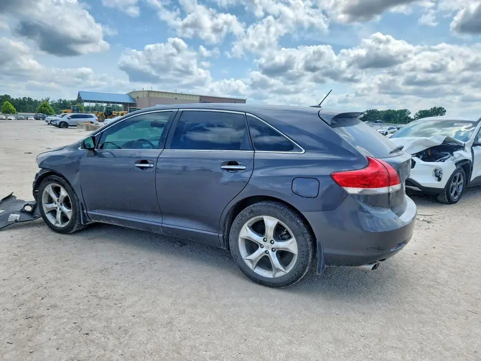 2010 TOYOTA VENZA AWD V6  
