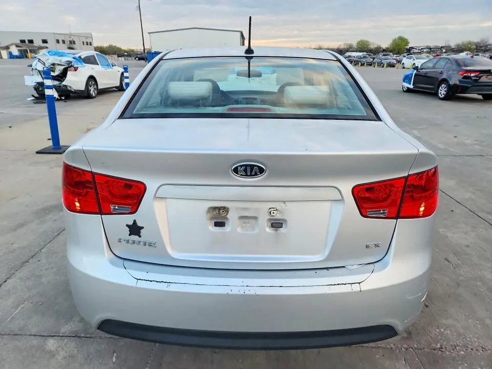 2013 KIA FORTE EX  