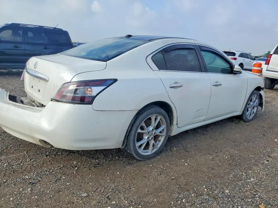 2014 NISSAN MAXIMA   