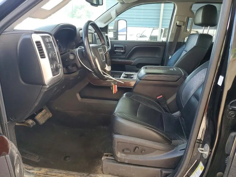 2015 GMC SIERRA K2500 SLT  