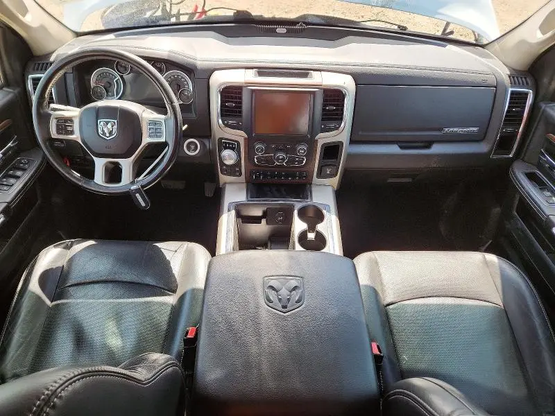 2015 RAM 1500 LARAMIE  