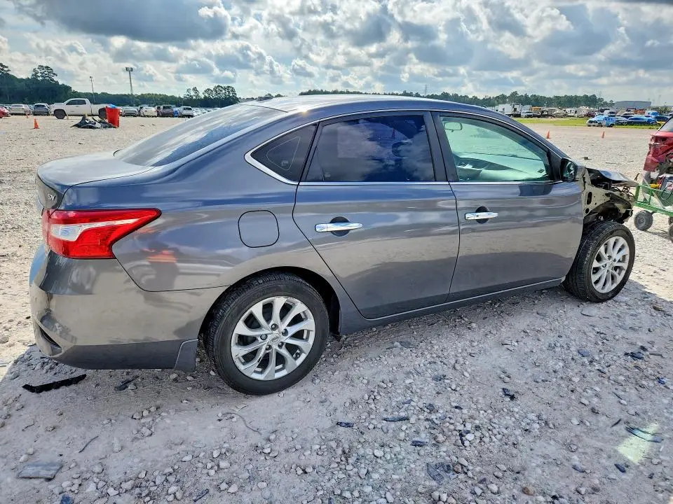 2018 NISSAN SENTRA SV  