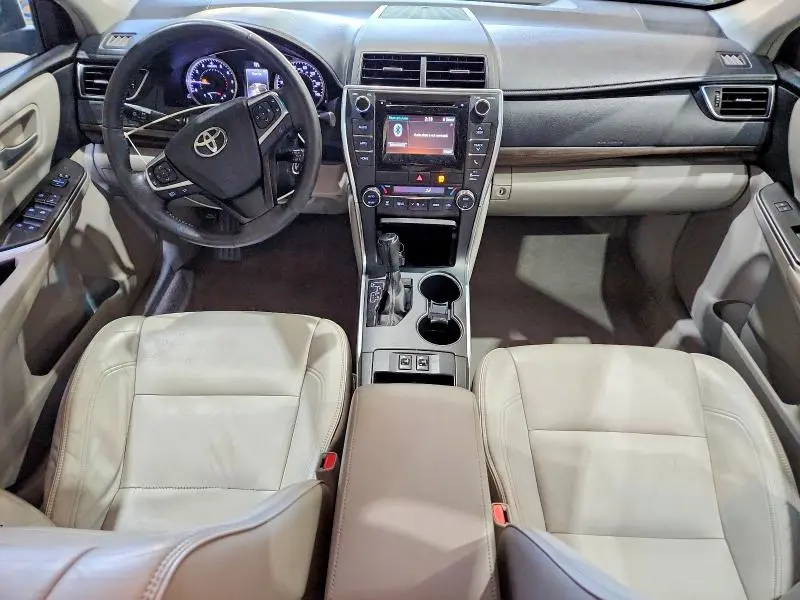 2015 TOYOTA CAMRY XLE  