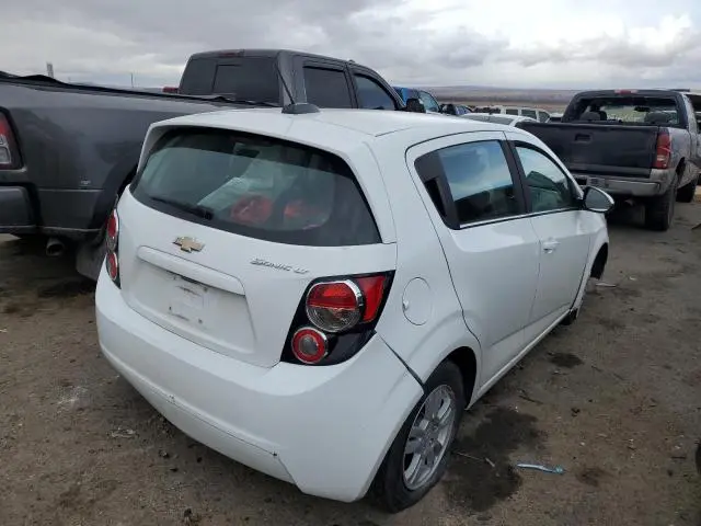 2016 CHEVROLET SONIC LT  