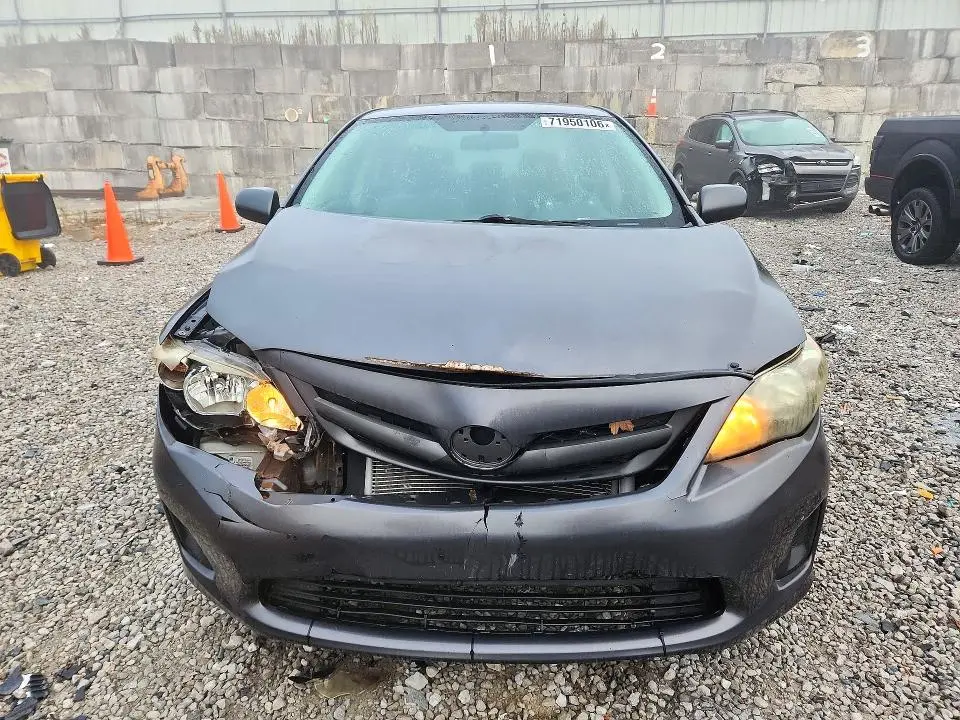 2011 TOYOTA COROLLA LE  