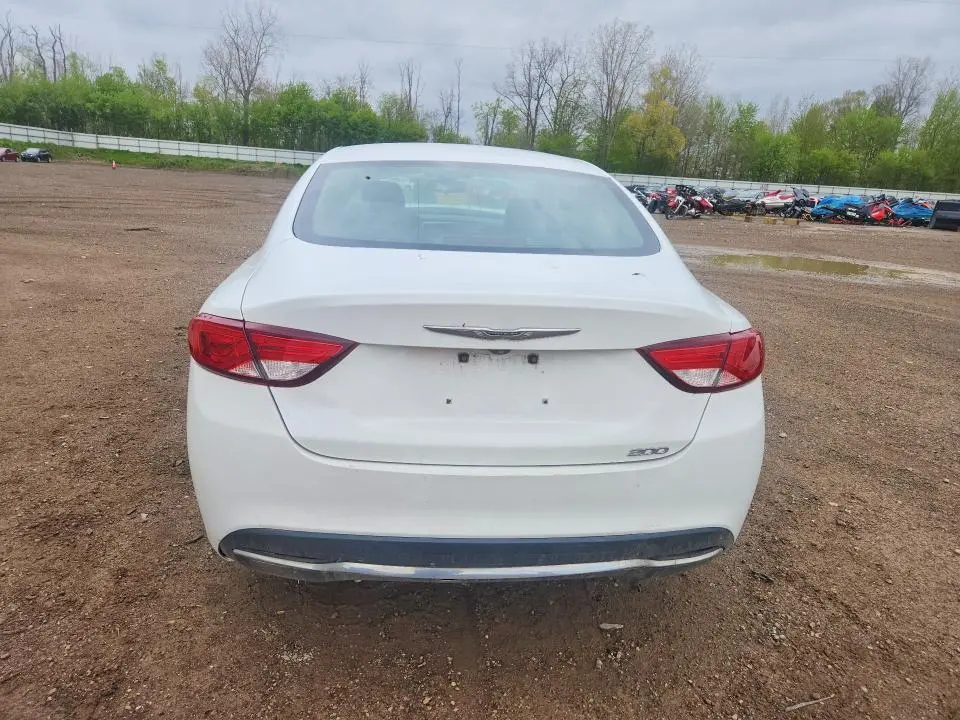 2016 CHRYSLER 200 LIMITED  