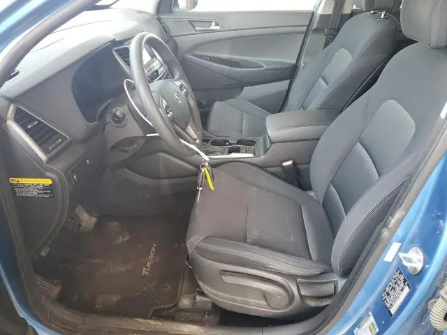 2017 HYUNDAI TUCSON SE