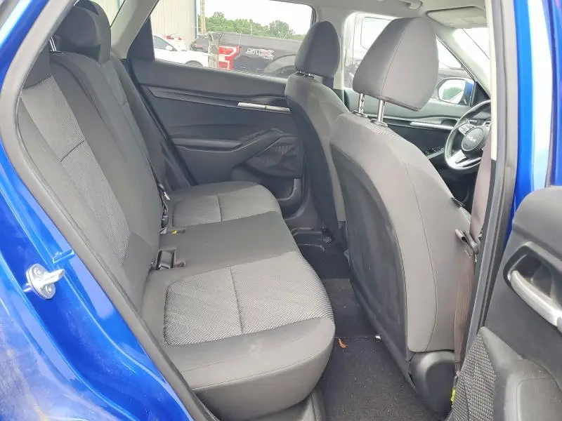 2024 KIA SELTOS LX  