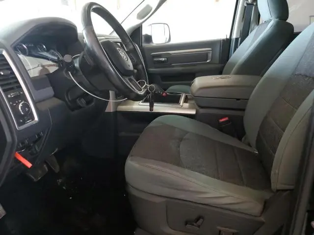 2015 RAM 1500 SLT