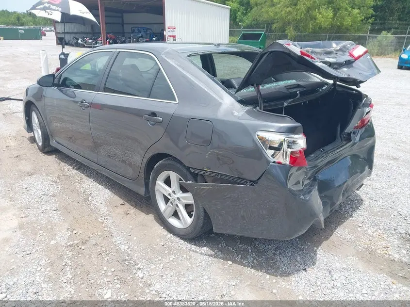 2012 TOYOTA CAMRY SE