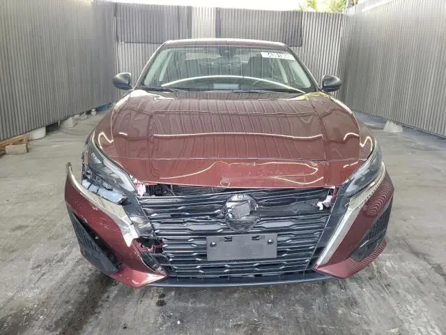 2025 NISSAN ALTIMA SV  