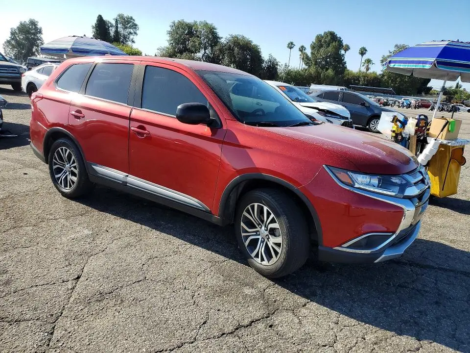 2018 MITSUBISHI OUTLANDER ES  
