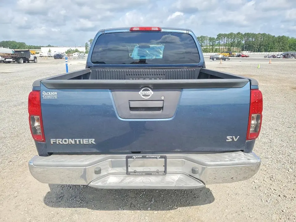 2013 NISSAN FRONTIER S  