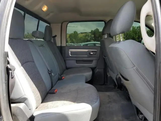 2017 RAM 1500 SLT  