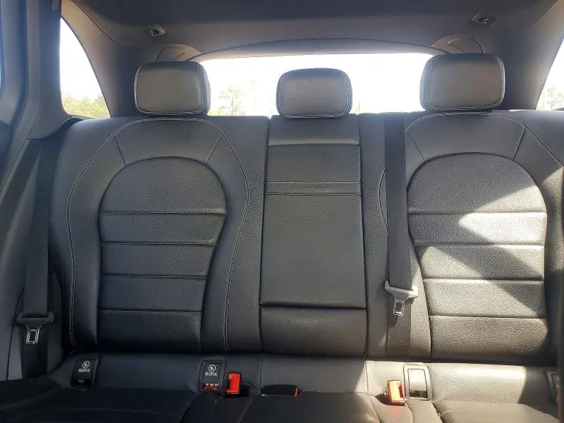 2019 MERCEDES-BENZ GLC 300  