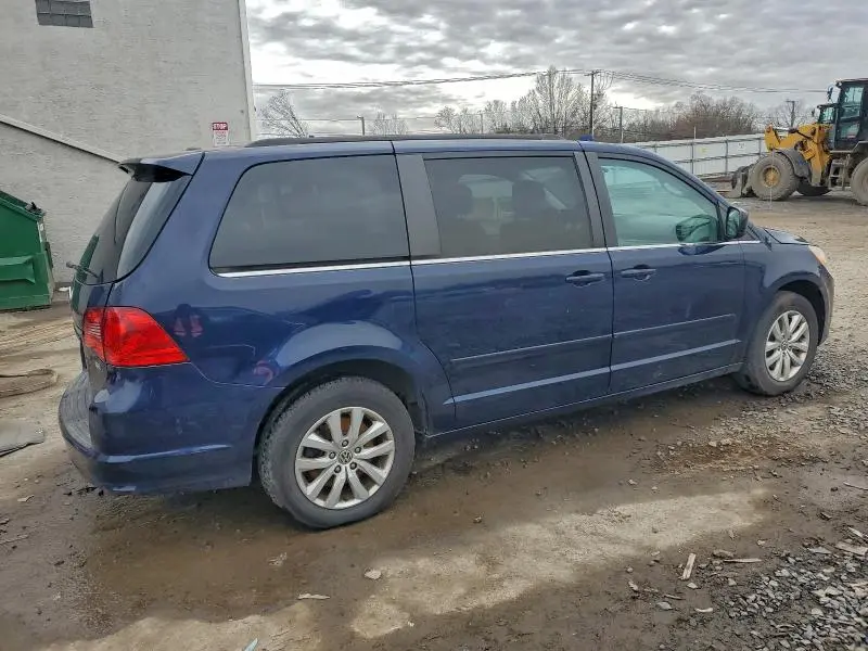 2013 VOLKSWAGEN ROUTAN SE  